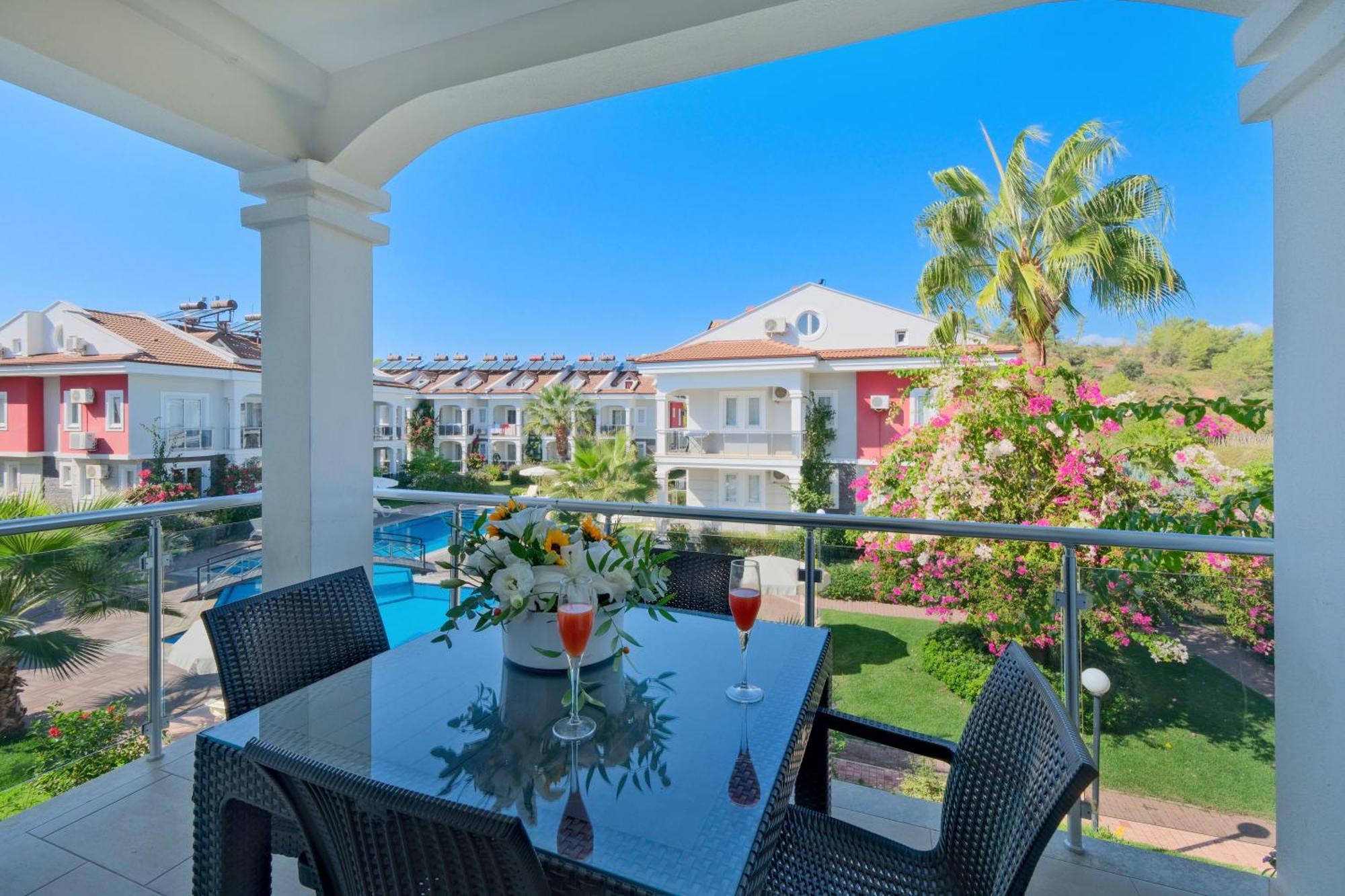 Legend Apartments II Fethiye Buitenkant foto