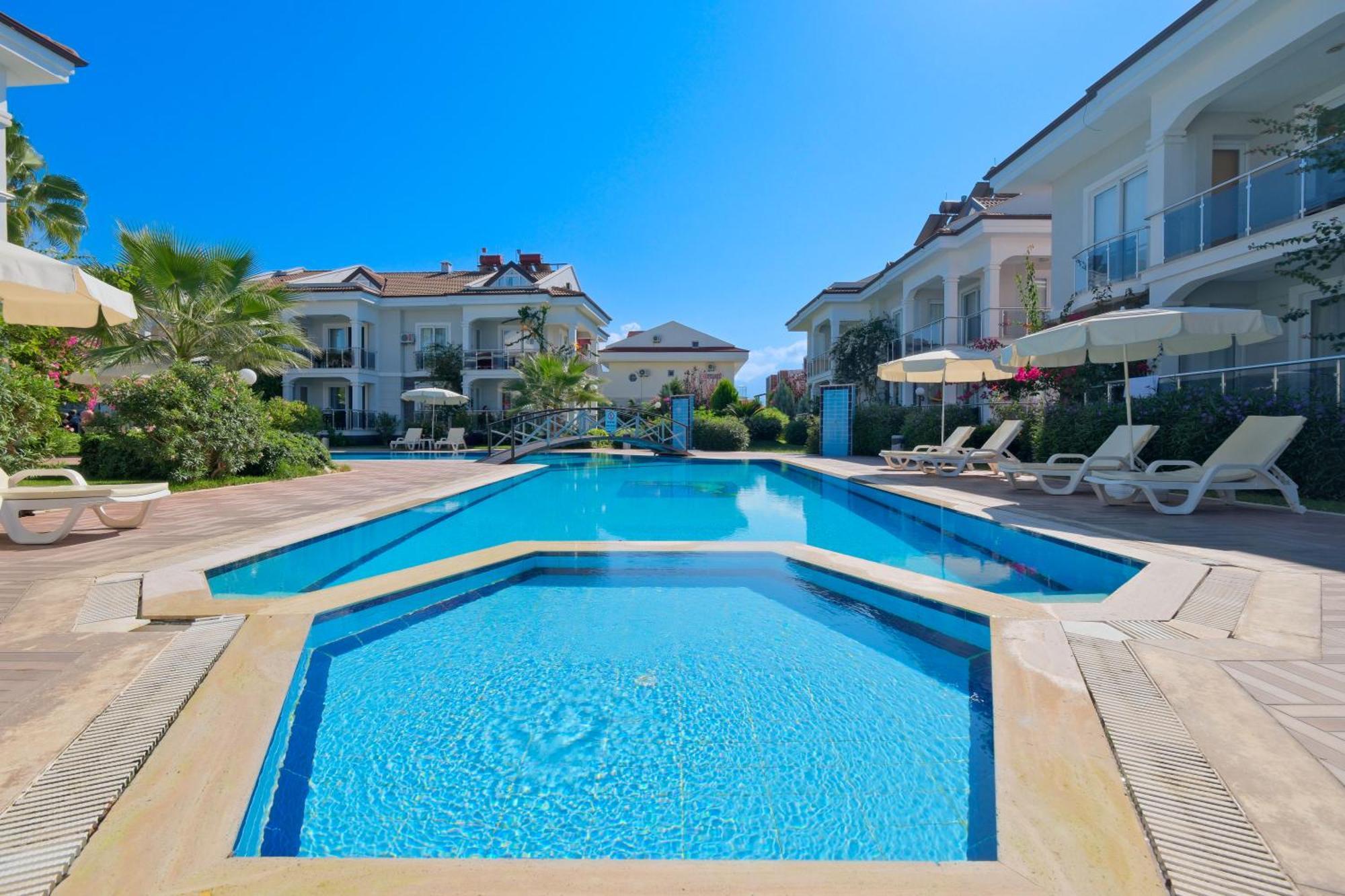 Legend Apartments II Fethiye Buitenkant foto