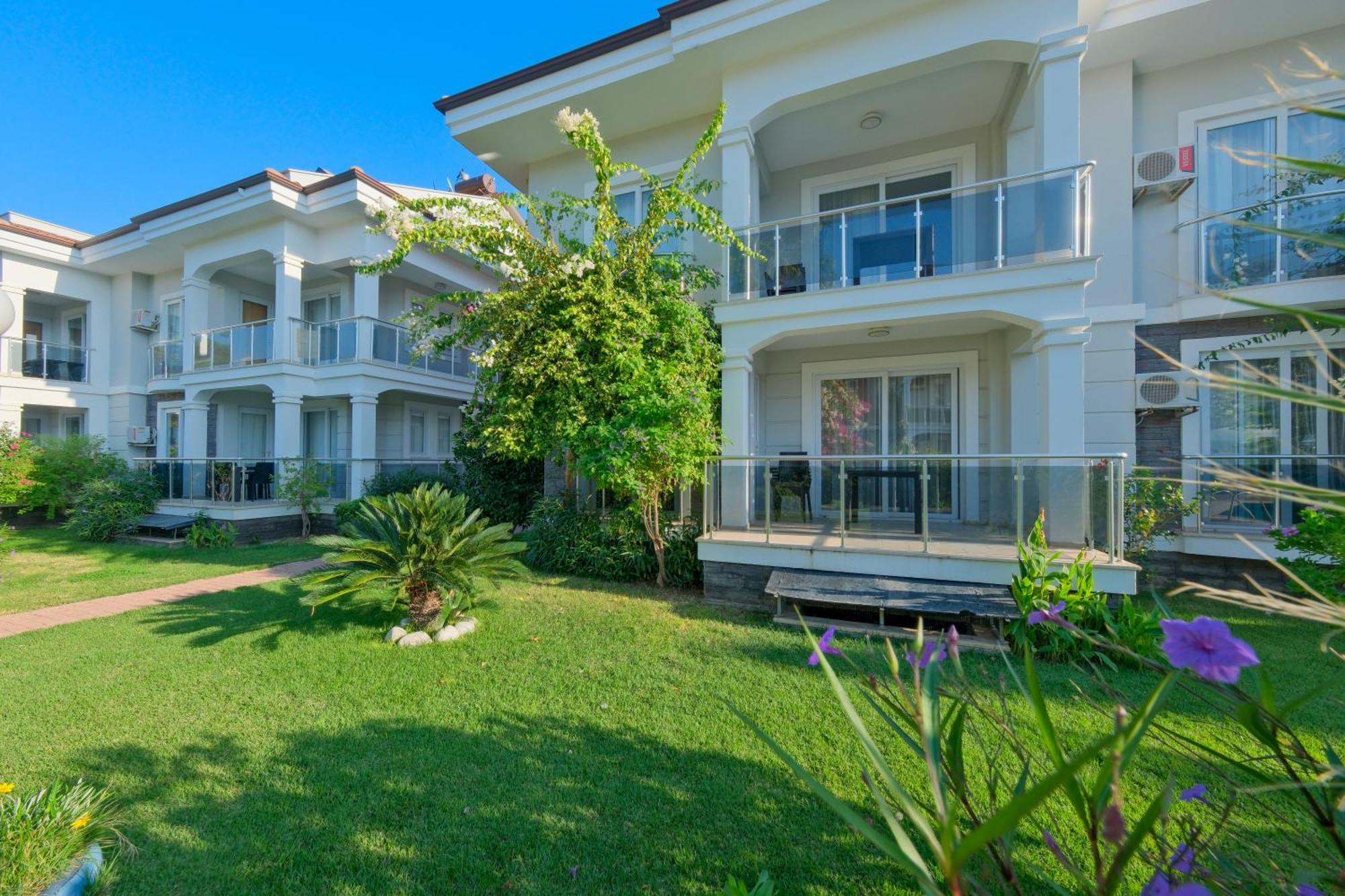Legend Apartments II Fethiye Buitenkant foto