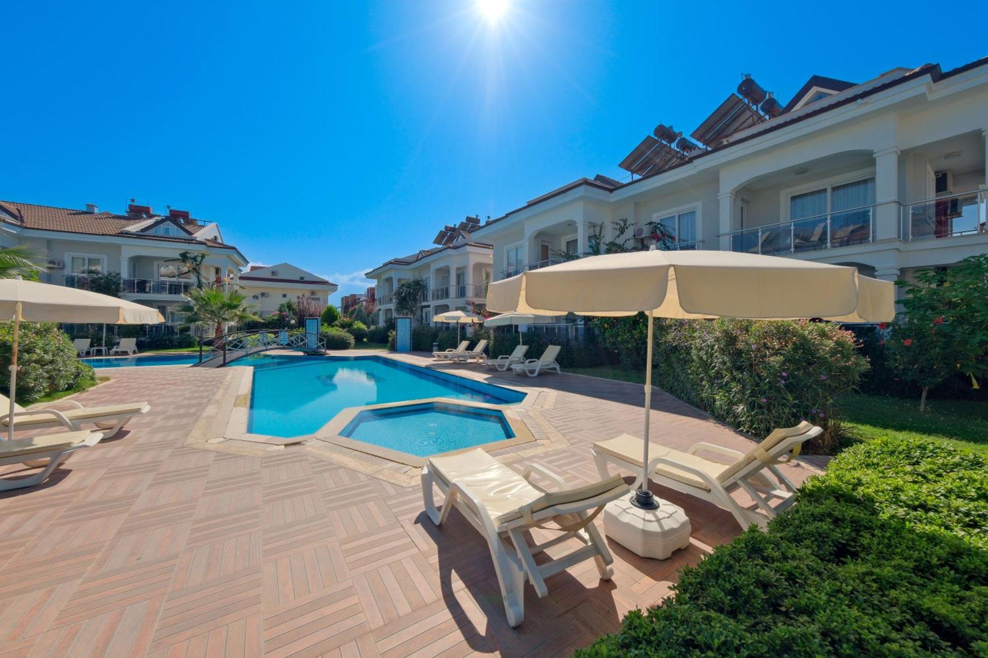 Legend Apartments II Fethiye Buitenkant foto